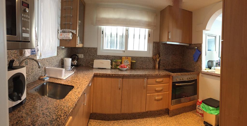Sinfonia Del Mar Apartment Estepona Ngoại thất bức ảnh