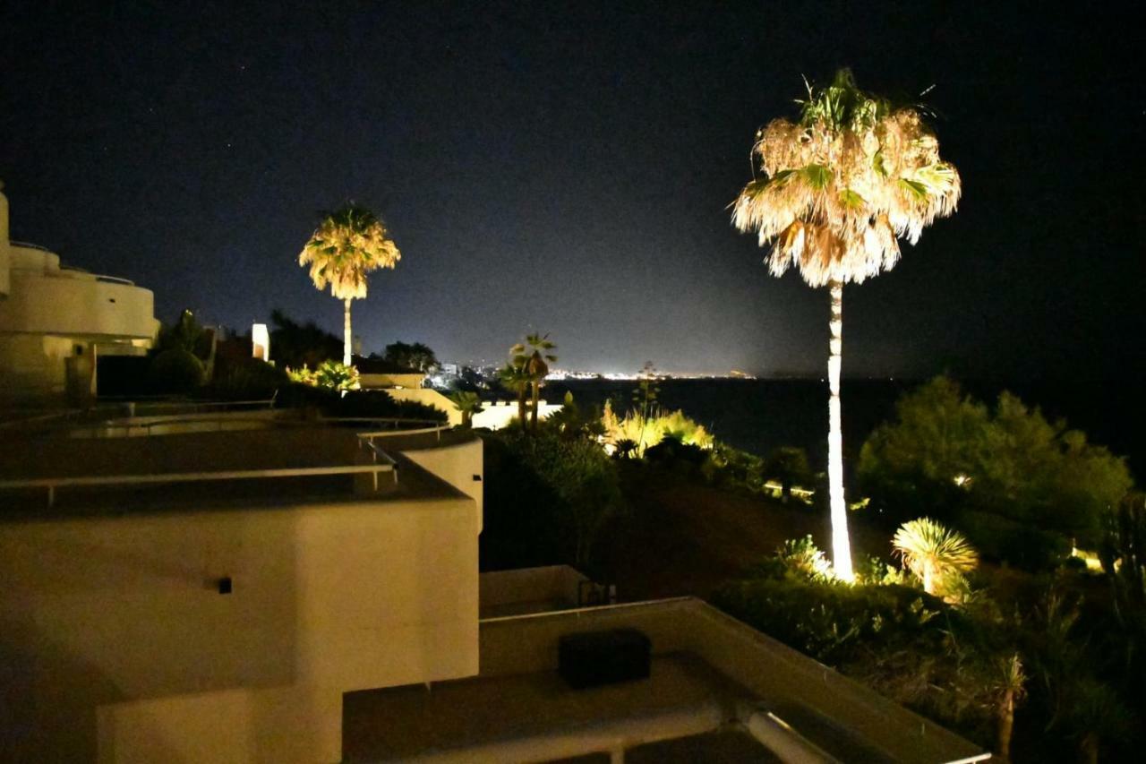 Sinfonia Del Mar Apartment Estepona Ngoại thất bức ảnh