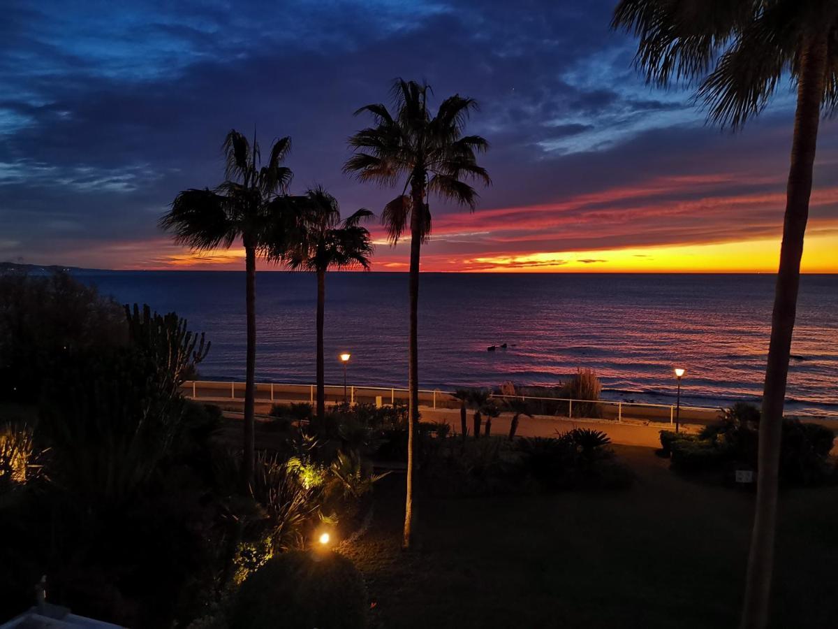 Sinfonia Del Mar Apartment Estepona Ngoại thất bức ảnh